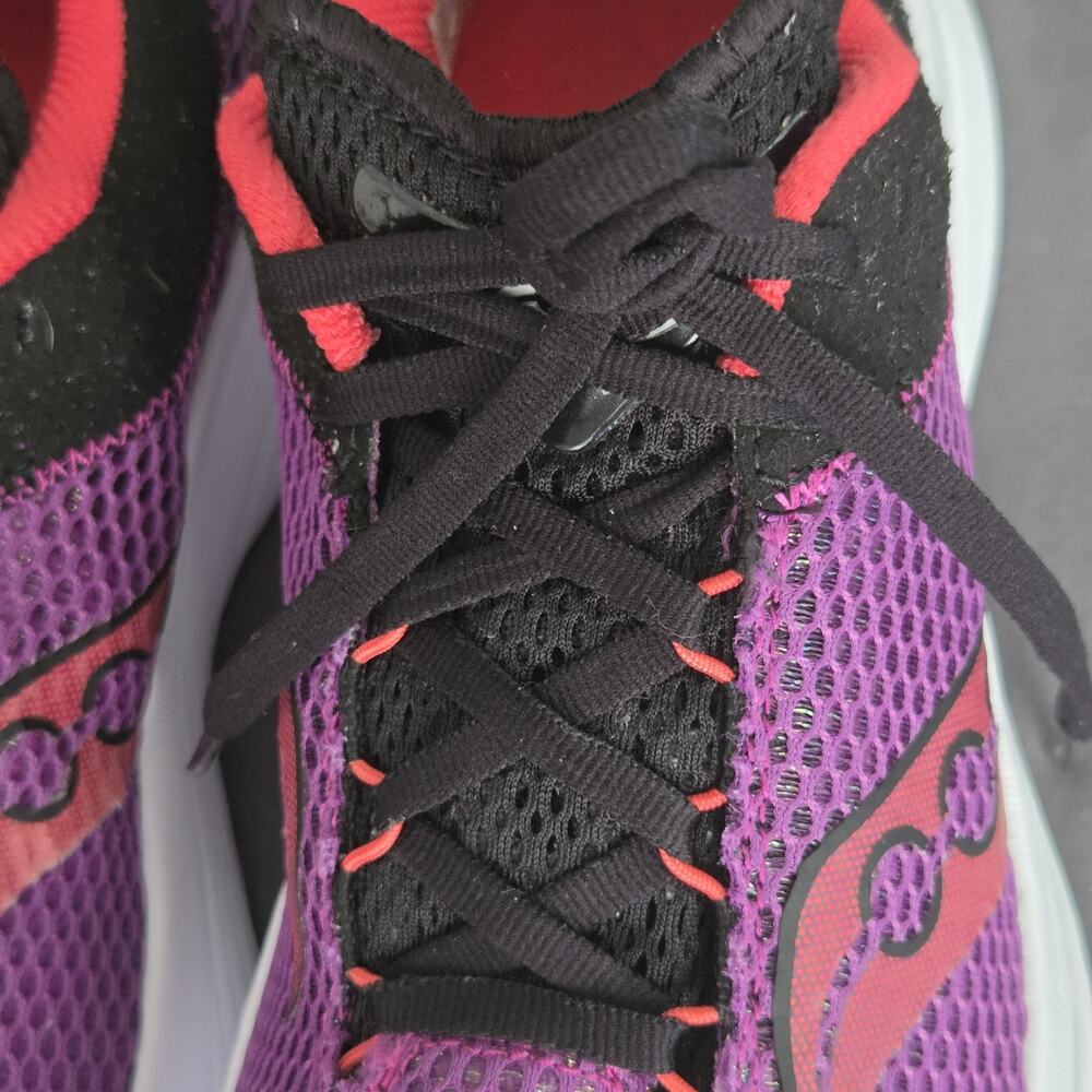 Saucony Kinvara 14 Women's 9.5 Purple White Sneakers S10823-91 - Picture 13 of 16